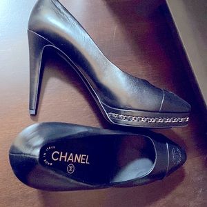 Chanel 39.5 high heel shoes